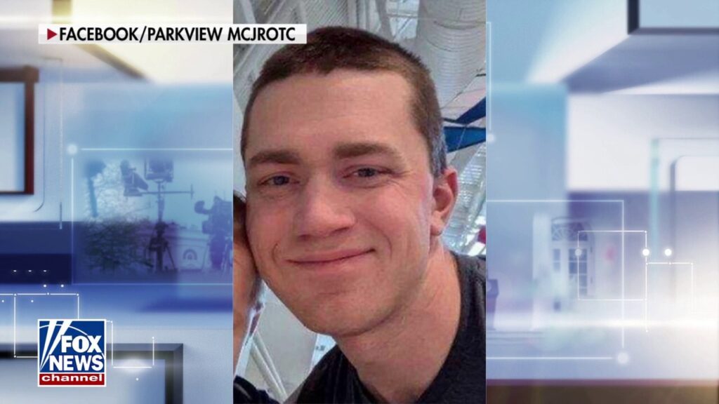 Blackhawk crew chief in DC plane crash identified as Ryan O'Hara