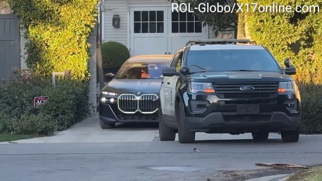 Ben Affleck speaks to police about security matter outside his Brentwood home two days after FBI visit