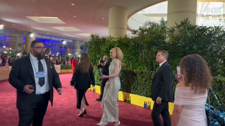 Nicole Kidman walking the red carpet at the 2025 Golden Globe Awards