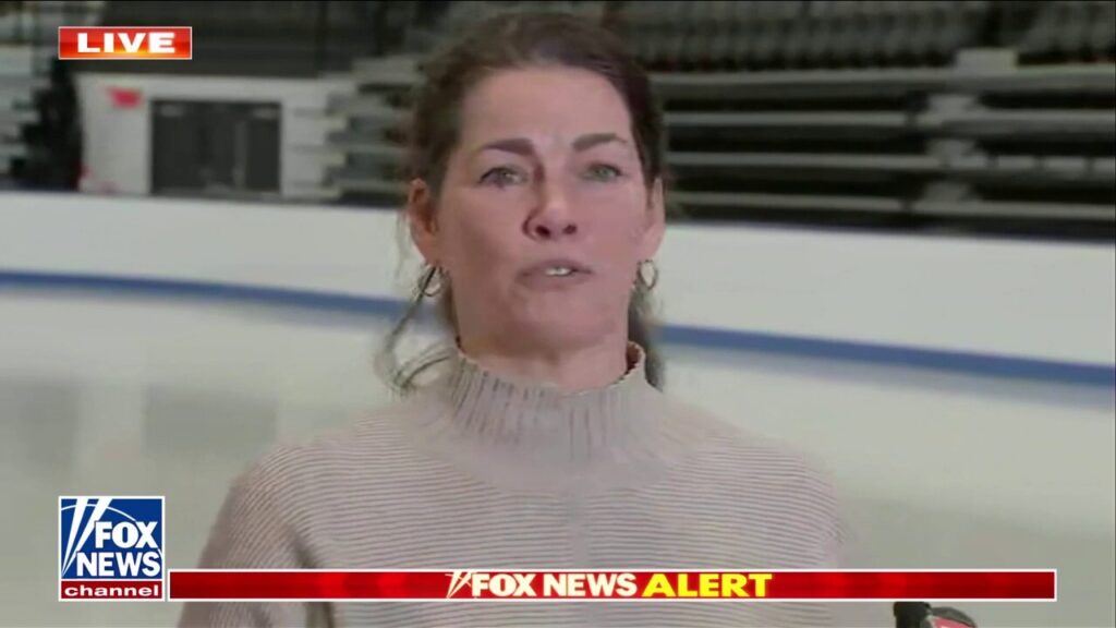 Tearful Nancy Kerrigan mourns members of skating community killed in DC plane crash