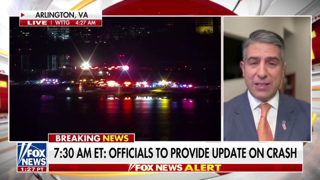 Doctor says it's 'possible' there could be survivors from the DC plane crash