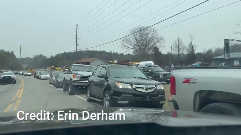 North Carolina locals wait in long lines for propane ahead of winter storm