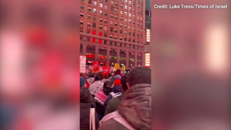 NYC protesters call for 'intifada revolution' hours after terrorist with ISIS flag killed at least 15 in New Orleans