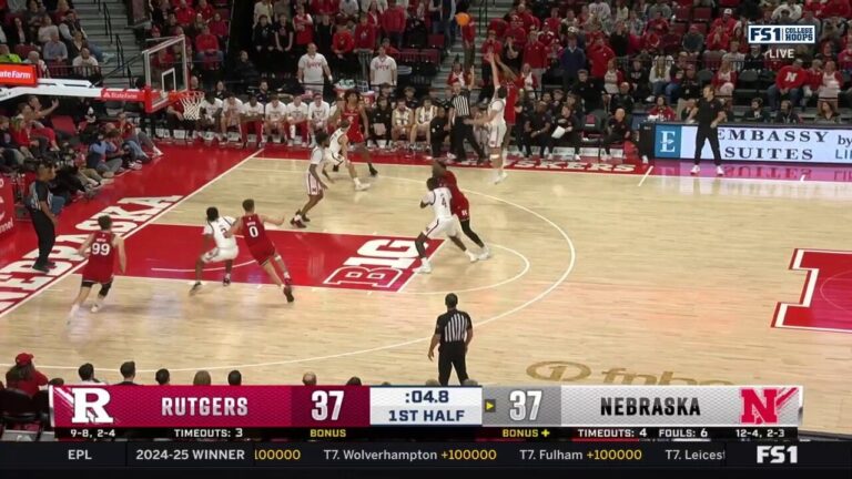 Rutgers' Ace Bailey hits a clutch 3-pointer for Rutgers going into halftime vs. Nebraska