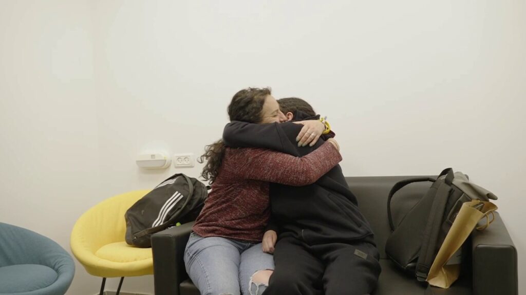 Romi Gonen reunited with her mother after being held 471 days as a hostage in Gaza