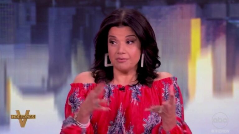 'The View' co-host Ana Navarro says meeting Trump at Mar-a-Lago like 'trekking down to Mecca'