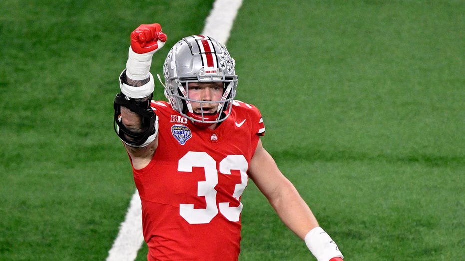 Ohio State's late scoop-and-score catapults Buckeyes to national championship over Texas