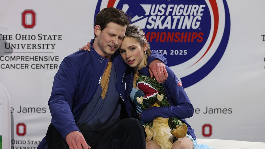 Skaters killed in plane crash were Olympic hopefuls, peers say: 'Absolutely remarkable'