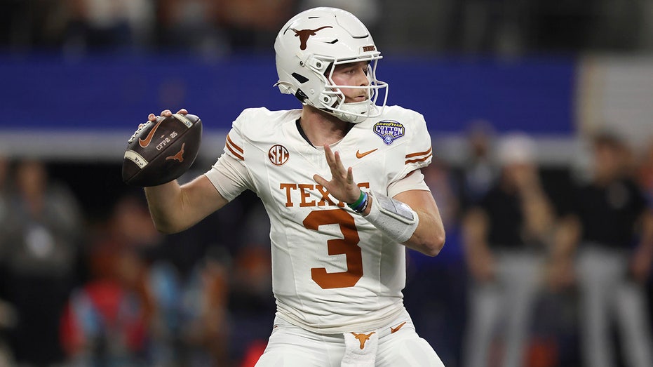 Texas star Quinn Ewers declares for NFL Draft