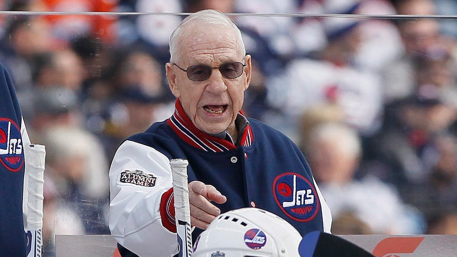 Tom McVie, longtime NHL coach, dead at 89