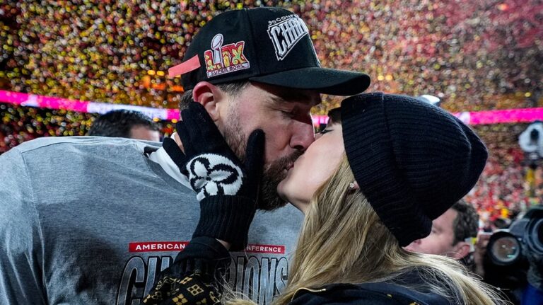 Travis Kelce, Taylor Swift celebrate Chiefs' AFC Championship win