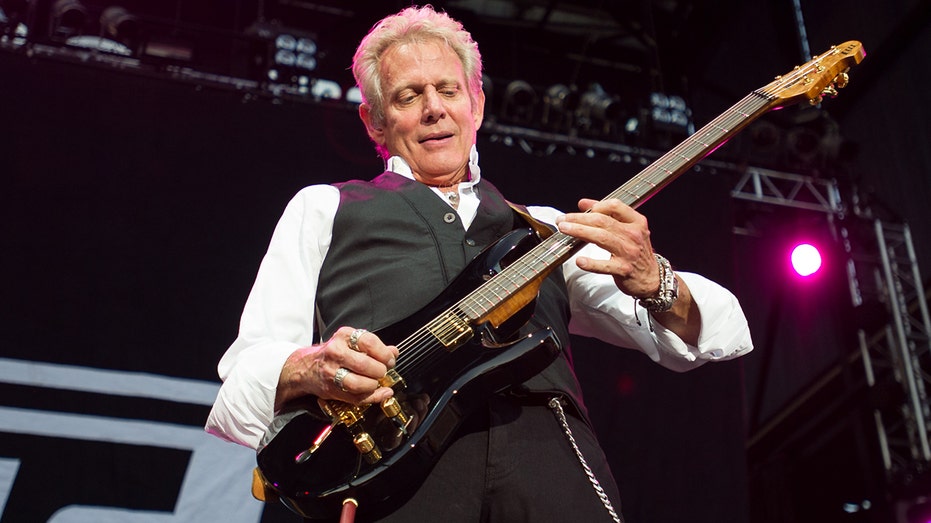 Former Eagles guitarist Don Felder abruptly rushed offstage after suffering medical emergency