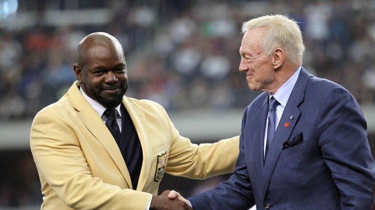 Cowboys great Emmitt Smith questions team's direction under Jerry Jones amid Brian Schottenheimer's promotion