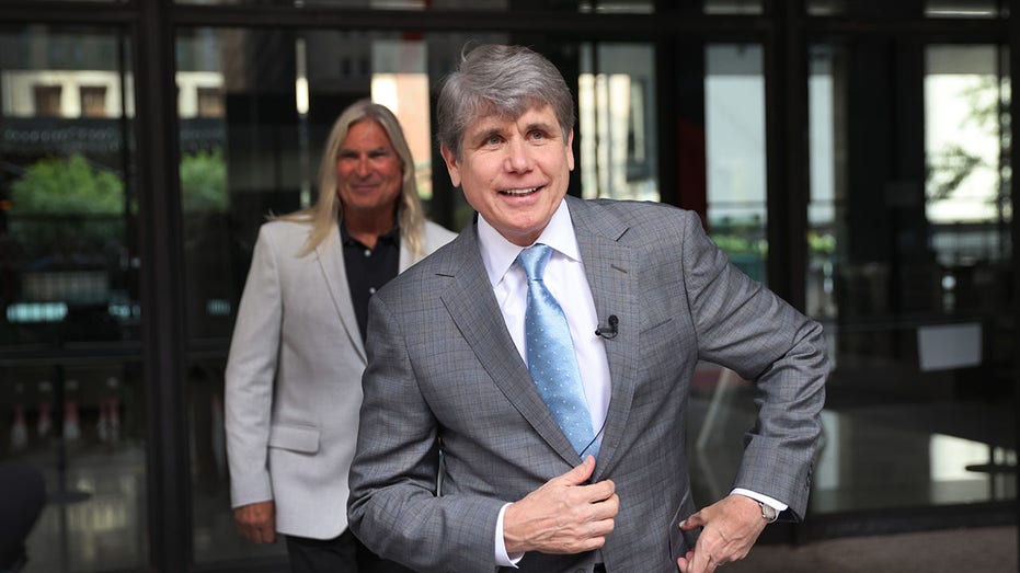 Trump pardons former Illinois Gov. Rod Blagojevich: 'He was set up by a lot of bad people'