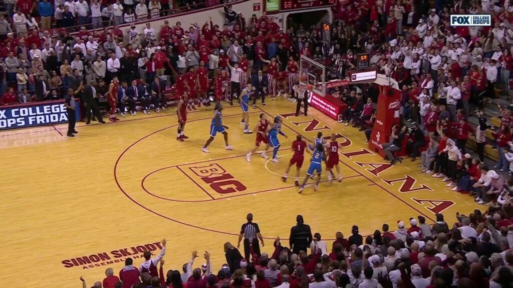 Mackenzie Mgbako misses go-ahead 3-pointer as UCLA defeats Indiana