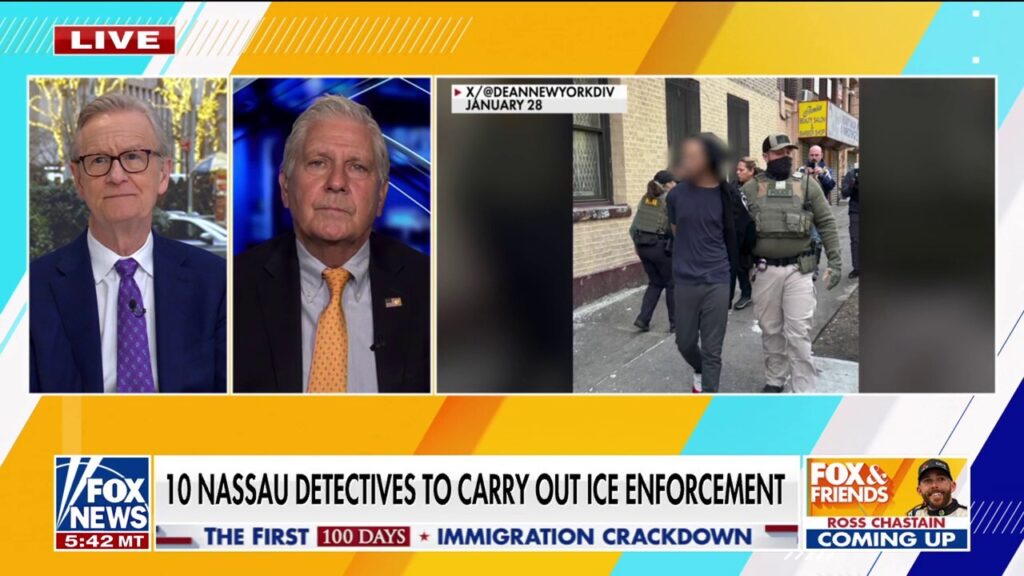 Local New York police helping ICE with migrant arrests