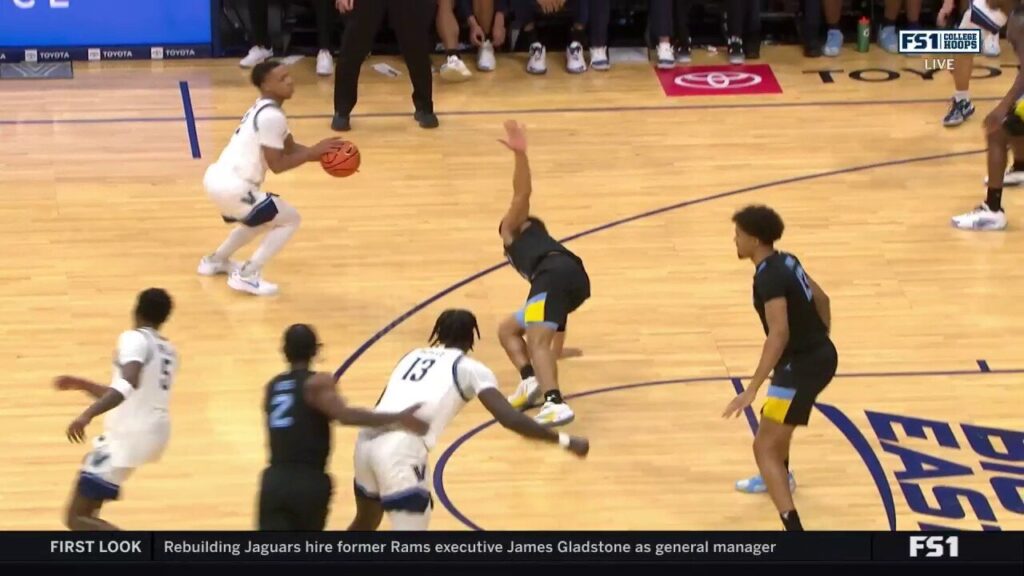 Jhamir Brickus drops his defender and drains a stepback 3-pointer, extending Villanova's lead vs. Marquette