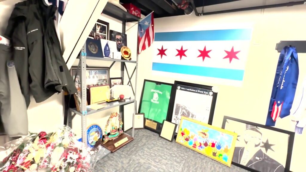 Chicago gives inside look at 'gift room'