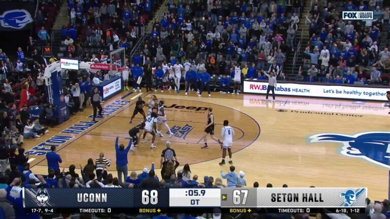 Seton Hall's Scotty Middleton finishes go-ahead layup to defeat UConn, 69-68