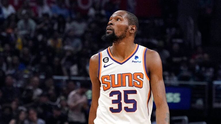 Kevin Durant says teams aren't held to same 'loyalty' expectations as players are after stunning NBA trade