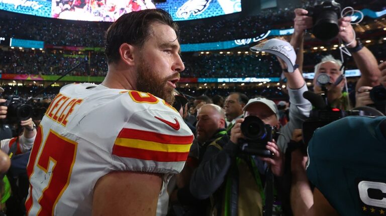 Chiefs give Travis Kelce deadline on decision to retire: report