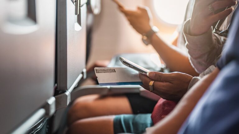 Flight passenger ignites debate after asking who controls in-flight entertainment on extra seat