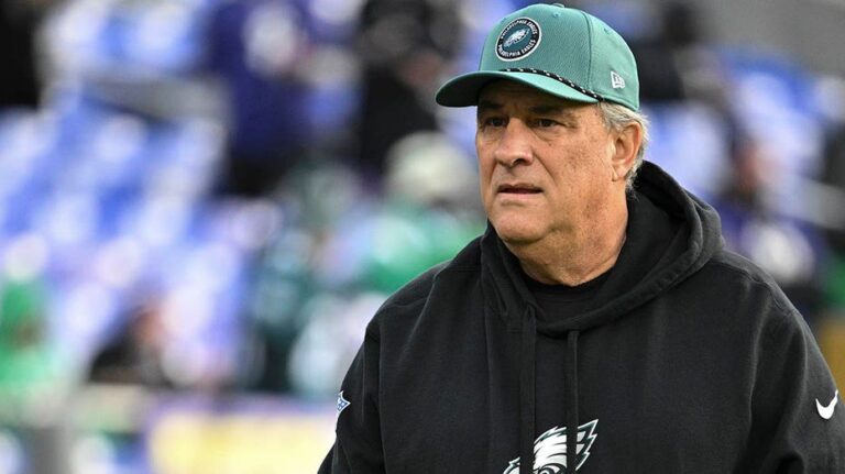 Eagles' Vic Fangio recalls fearing the worst during Super Bowl blackout in 2013