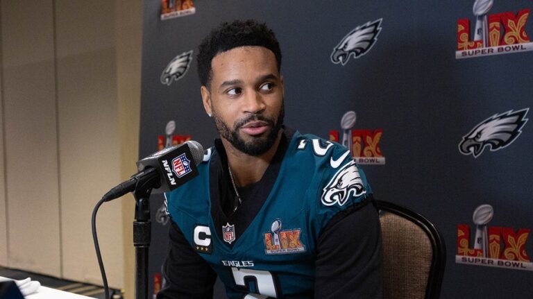 Darius Slay's wife shares heartbreaking message after Eagles cut him to save money for free agency