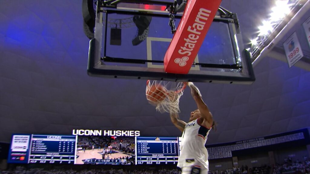 UConn's Solo Ball throws down vicious dunk against Marquette