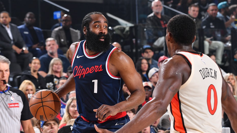 Clippers' James Harden delivers clear six-word response after stellar scoring performance