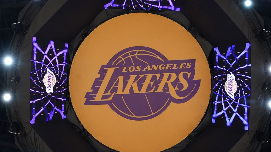 Lakers fan who hit $100,000 halfcourt shot says he will use money to pay for wedding