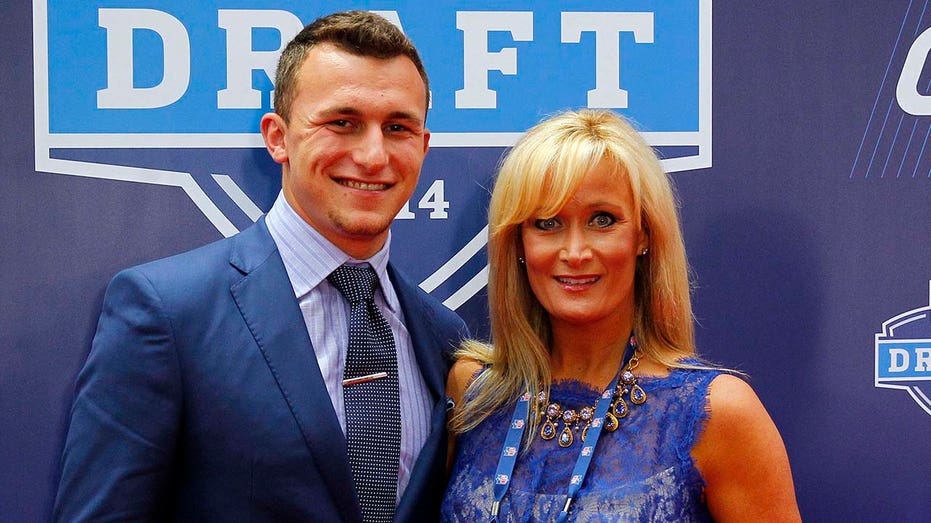 Johnny Manziel's mother arrested in Texas on DWI charge: report