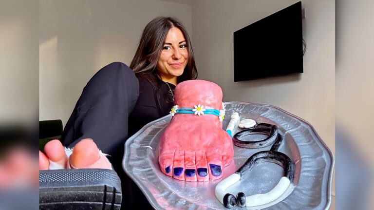 Birthday 'bunion cake' shaped like foot wows woman after her surgery