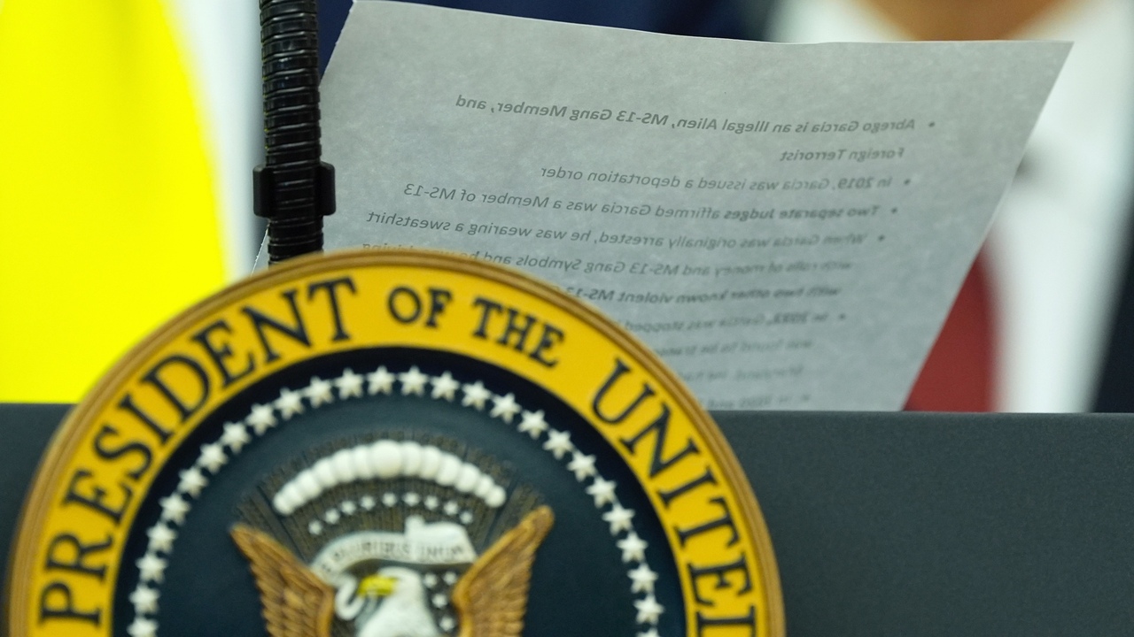 The Story w/ Martha MacCallum - Friday, April 18