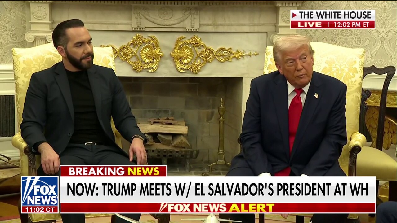 Trump spars with 'low-rated' CNN anchor over deportation of El Salvador migrant