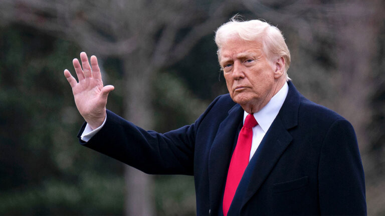 WATCH LIVE: President Trump participates in Easter prayer service
