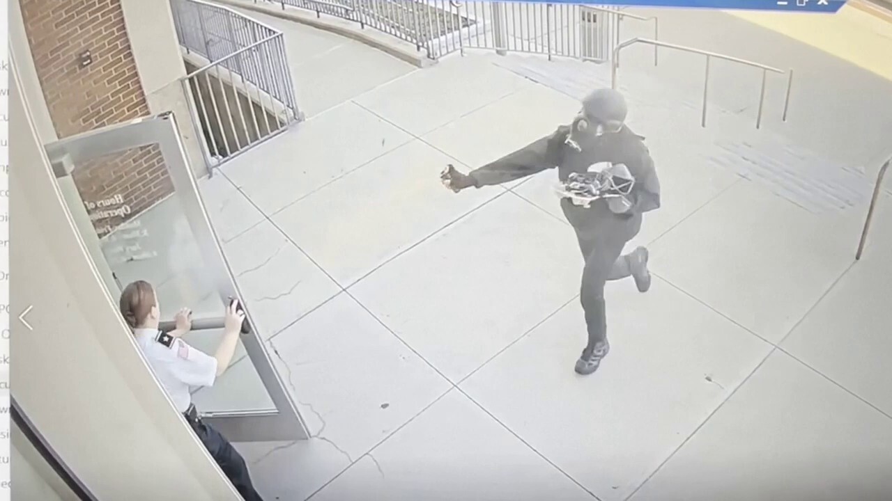 Massachusetts man attacks people with pepper spray at courthouse near Boston