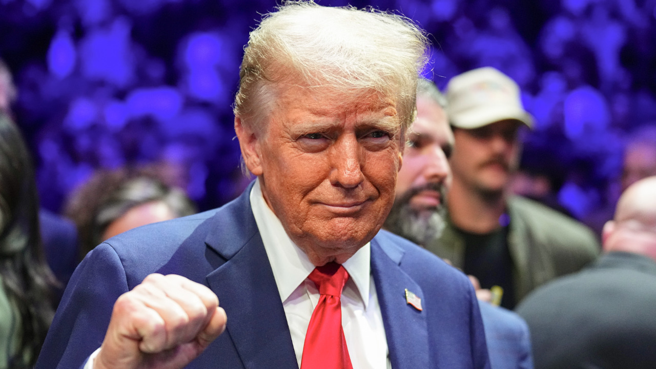 WATCH LIVE: President Trump attends UFC fight event in Miami