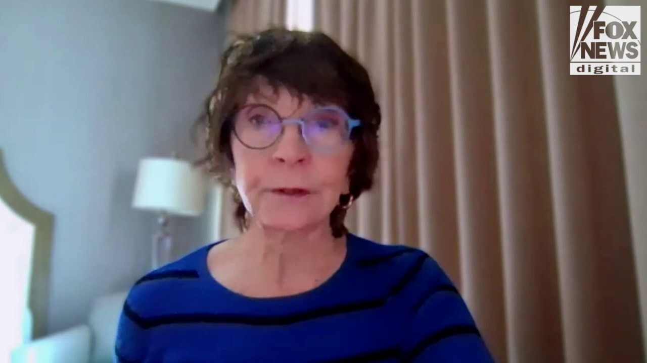 Alzheimer's patient embarks on cross-country walk to showcase healthy aging