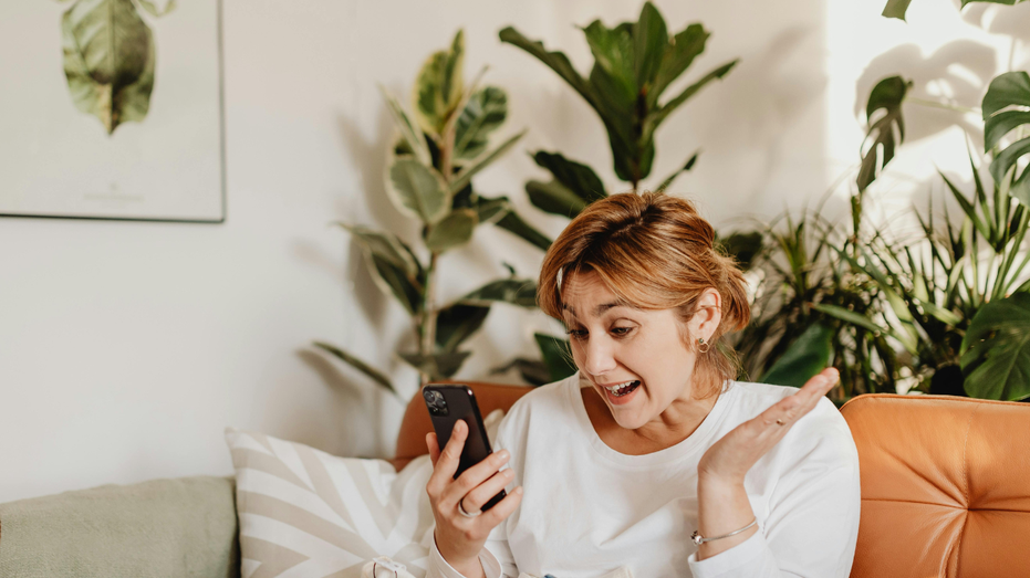 Support family from afar by controlling their screen with FaceTime