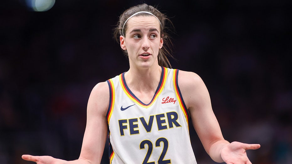 Caitlin Clark to miss at least 2 weeks with quad injury, team says