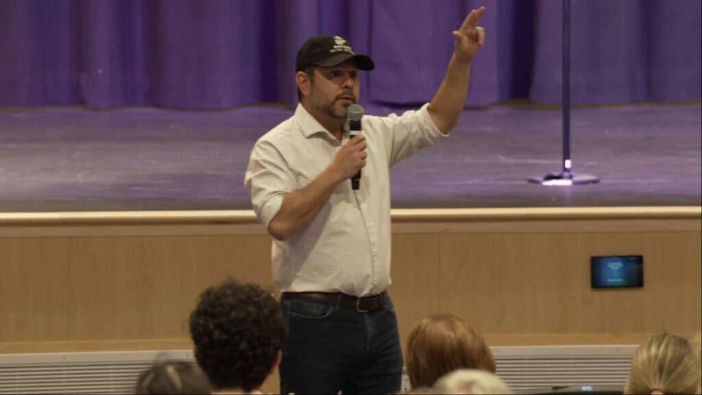 Arizona senator tells Democrats to ‘be mad, stay mad’ and ‘fight’ Trump admin in courts