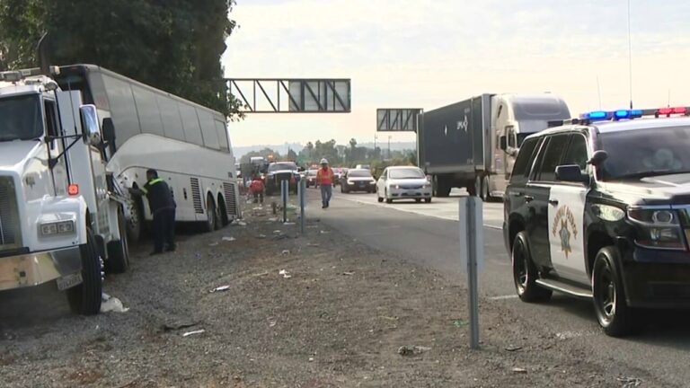 Fatal tour bus crash in Los Angeles leaves 1 dead, 32 injured