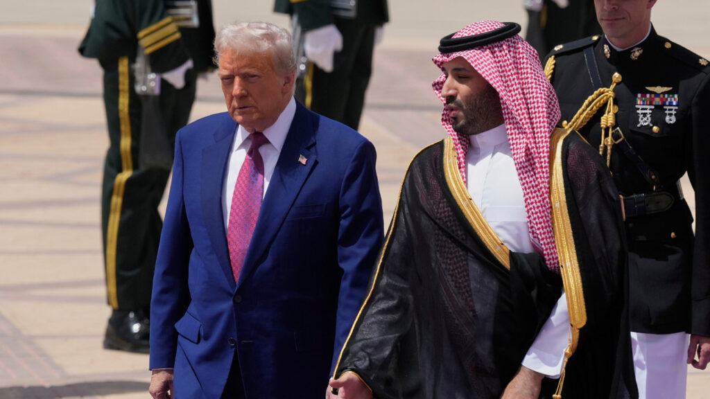 WATCH LIVE: Trump welcomed in Saudi Arabia with honor guard