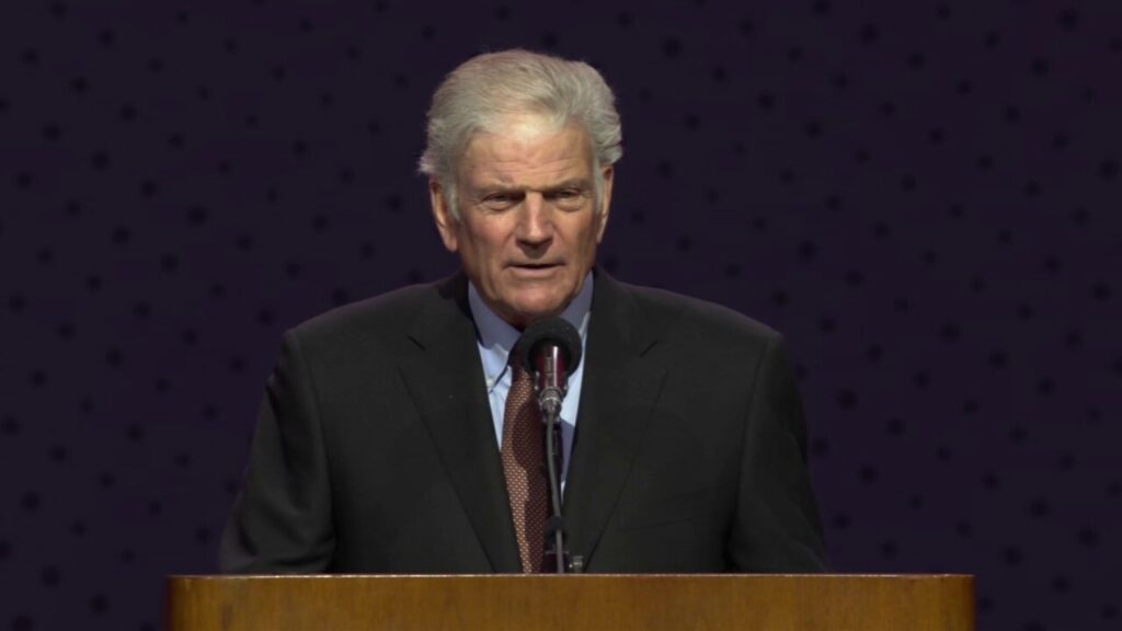 Franklin Graham says he met with Ukrainian President Zelenskyy in Berlin: 'I believe only God can solve this'
