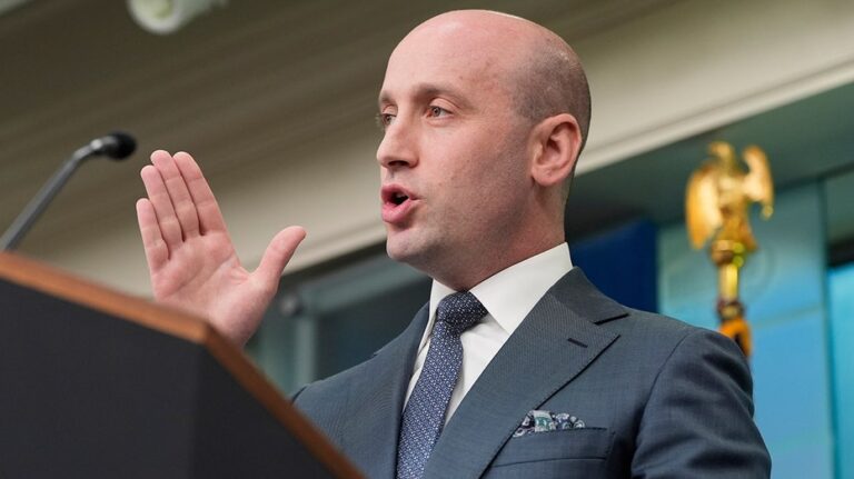 Stephen Miller calls out CNN anchor's 'lazy assumptions' about Trump's executive power