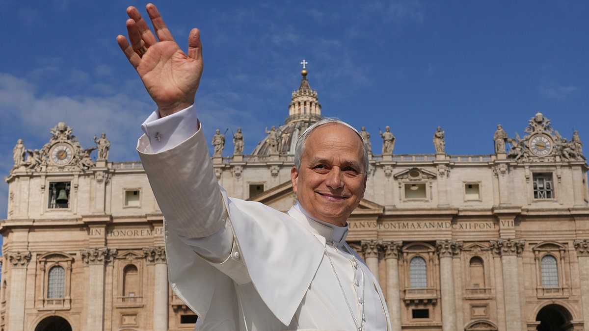 IN PICTURES: Pope Leo XIV addresses 150,000 faithful in inaugural Mass