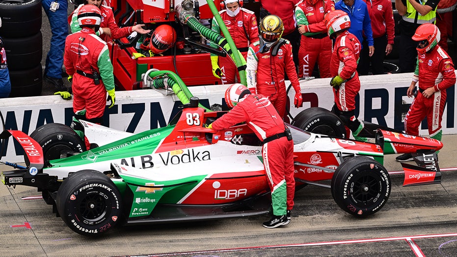 Indy 500 pole-sitter crashes into crew members on pit road: 'Really scary'
