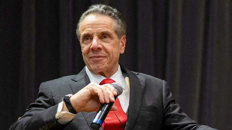 Cuomo's lead shrinks with under one week until New York City mayoral primary: poll