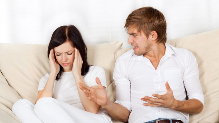 Woman goes viral on Reddit for calling out husband's last-minute party demands